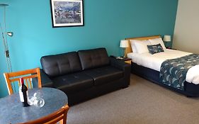 Victoria Lodge Motor Inn & Apartments